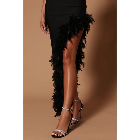 NovaLuxe Jacqueline Bandage Asymmetric Feather Lined Maxi Dress Black Medium - Picture 5 of 10